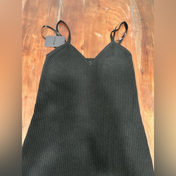 NWT Naadam Cashmere Ribbed Midi dress - Picture 8 of 11